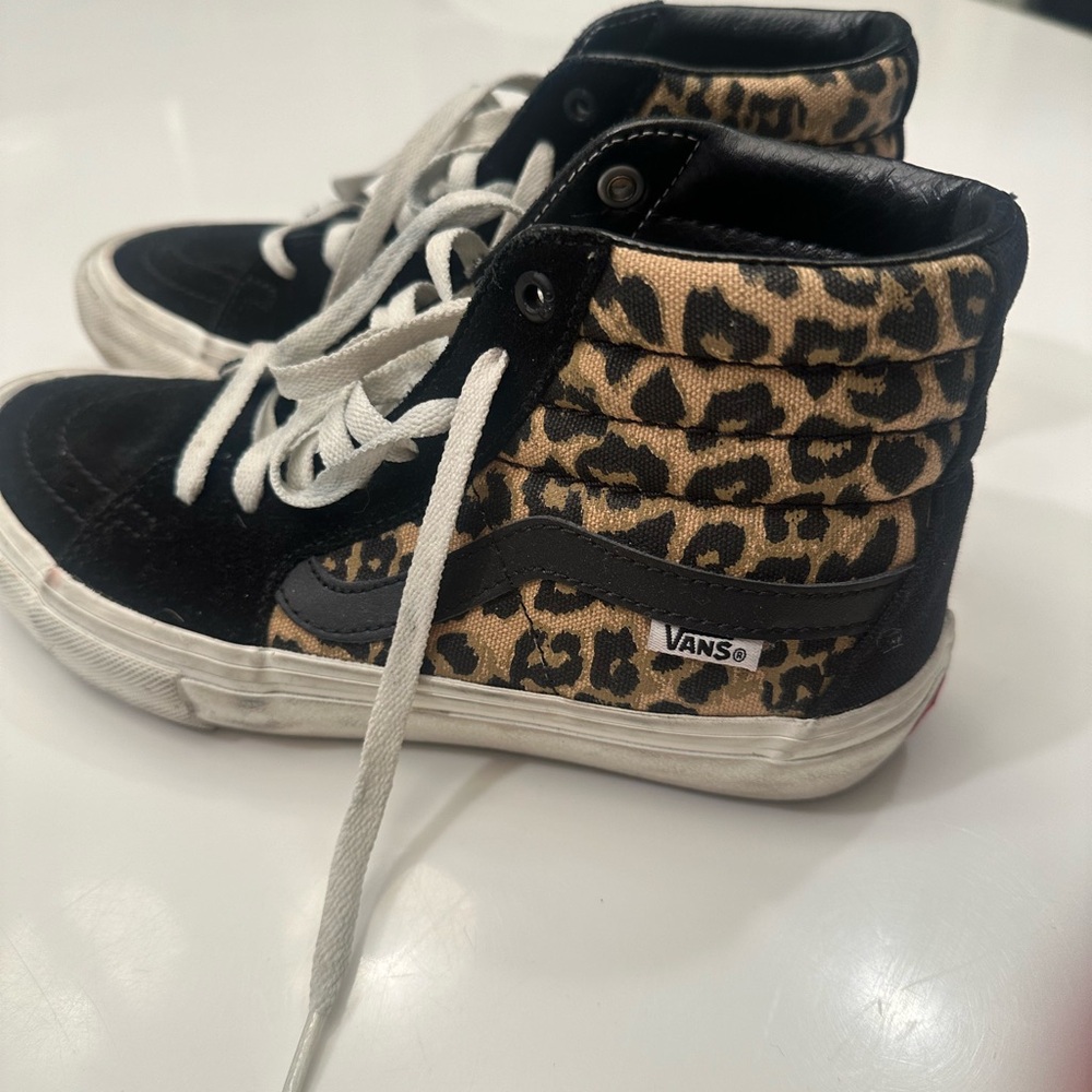 VANS high top cheetah print size 7